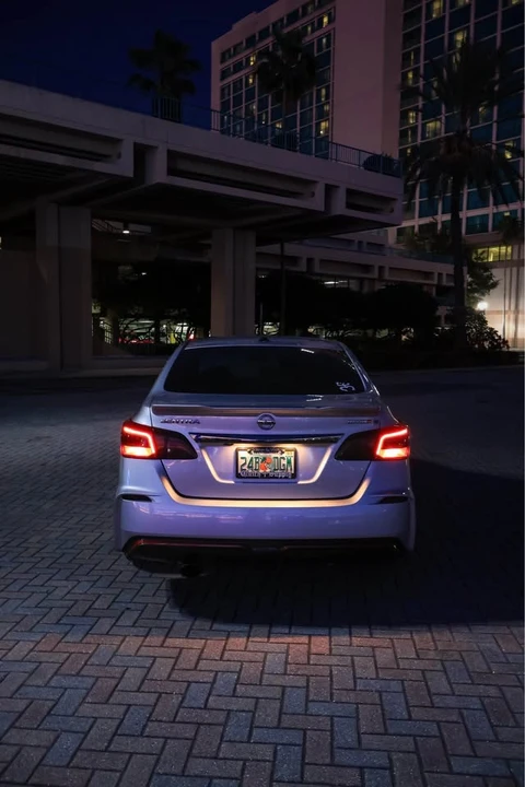 2017 Nissan Sentra 7th Gen - Image 11 of 14