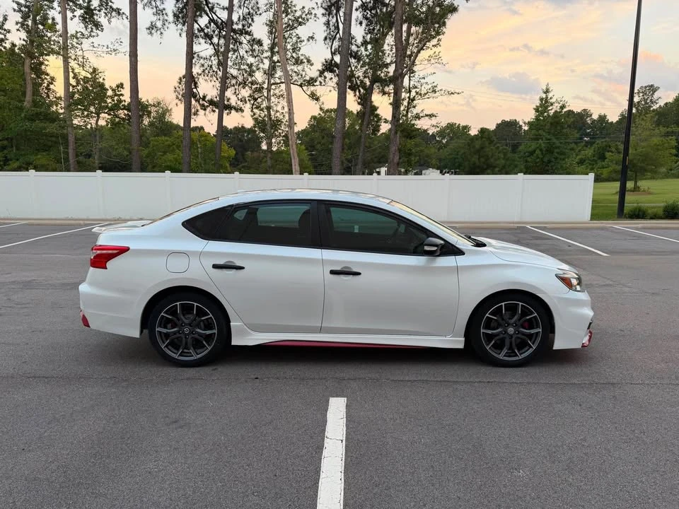 2017 Nissan Sentra 7th Gen - Image 9 of 14