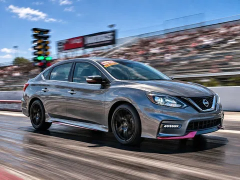2017 Nissan Sentra NISMO Sedan 4D