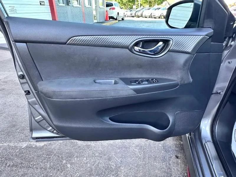 2017 Nissan Sentra 7th Gen - Image 15 of 20