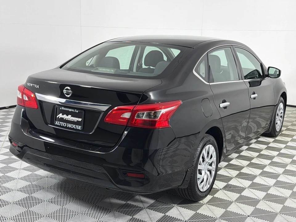 2017 Nissan Sentra 7th Gen - Image 5 of 12