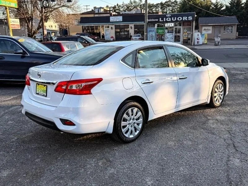 2017 Nissan Sentra 7th Gen - Image 5 of 12