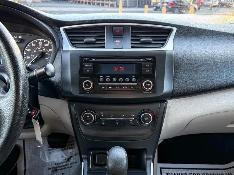 2017 Nissan Sentra 7th Gen - Image 11 of 12