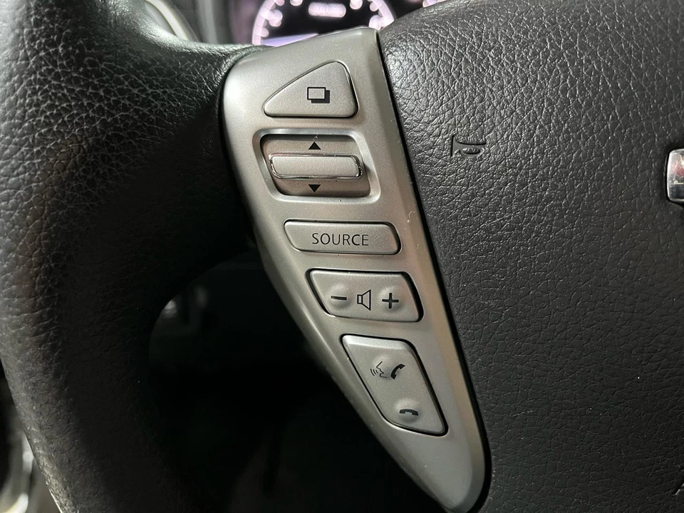2017 Nissan Sentra 7th Gen - Image 15 of 21