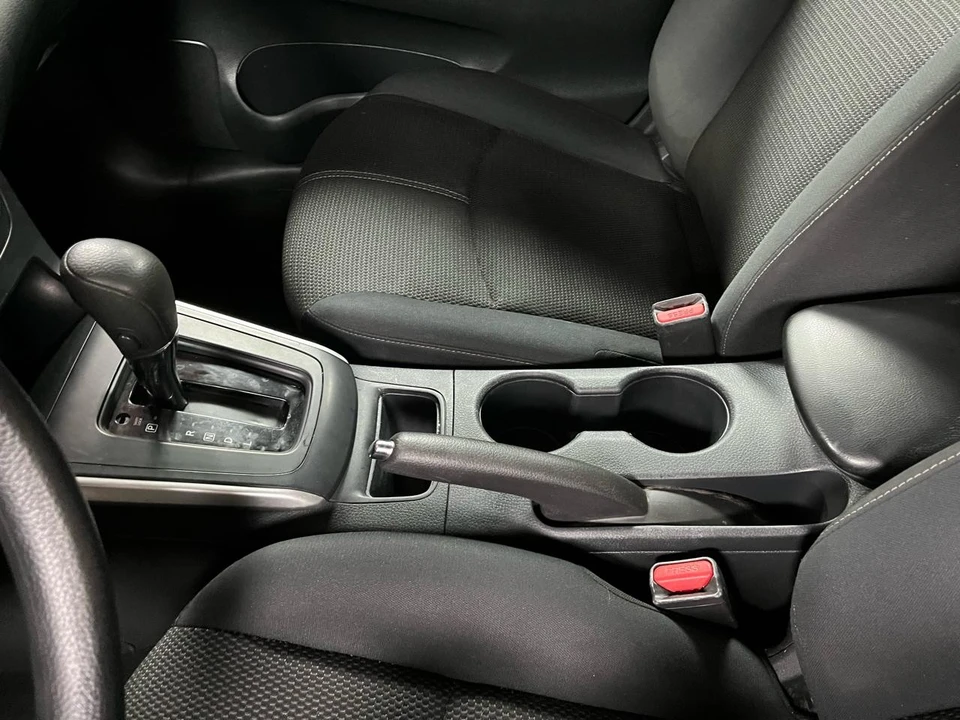 2017 Nissan Sentra 7th Gen - Image 20 of 21