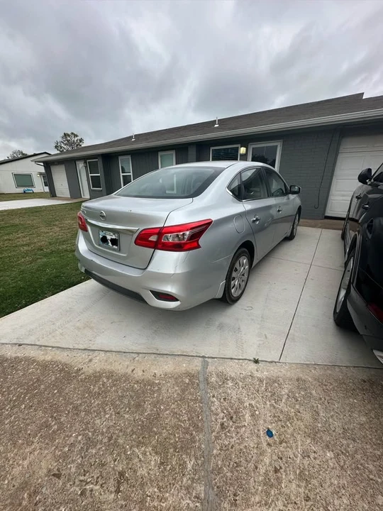 2017 Nissan Sentra 7th Gen - Image 3 of 7
