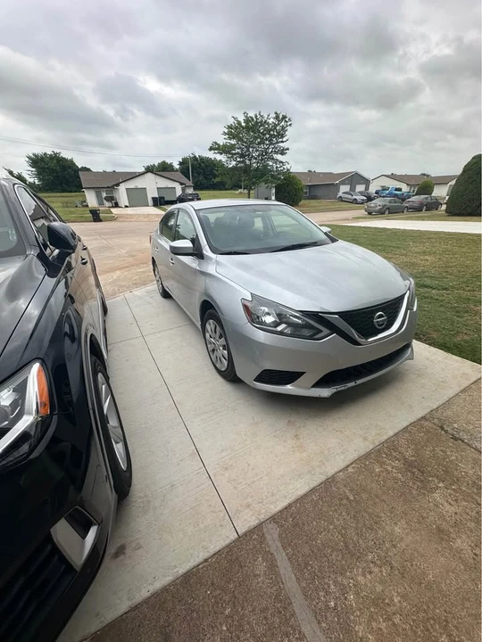 2017 Nissan Sentra 7th Gen - Image 2 of 7