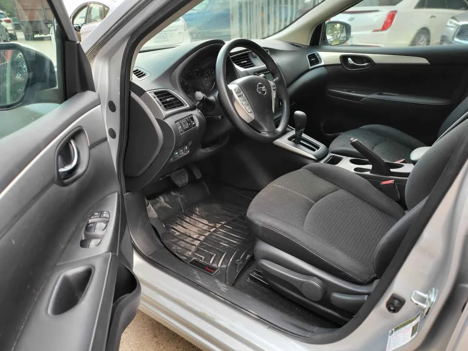 2017 Nissan Sentra 7th Gen - Image 10 of 16