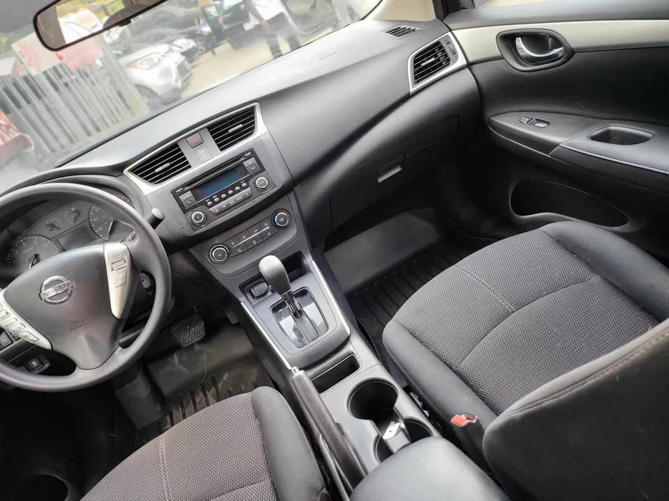 2017 Nissan Sentra 7th Gen - Image 13 of 16