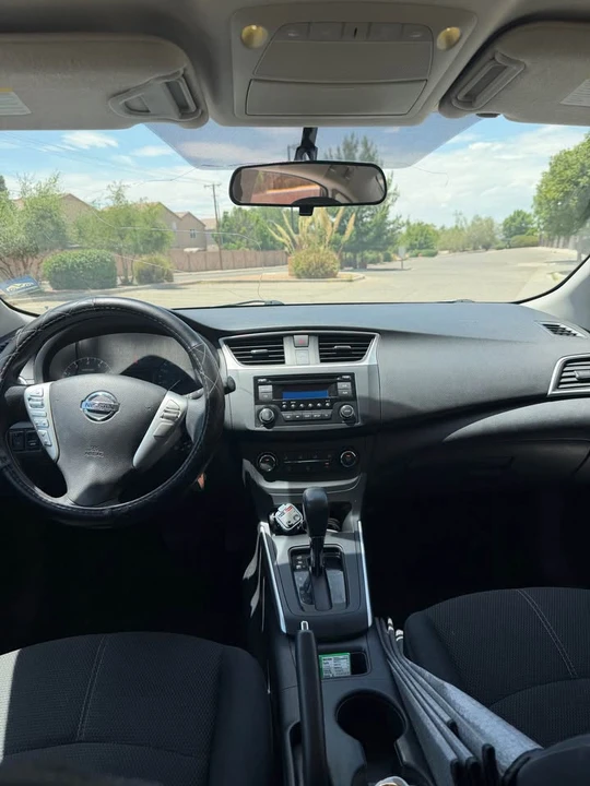 2017 Nissan Sentra 7th Gen - Image 5 of 12