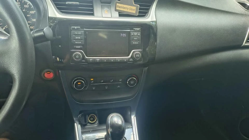2017 Nissan Sentra 7th Gen - Image 17 of 17