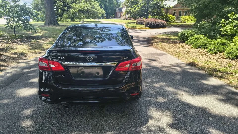 2017 Nissan Sentra 7th Gen - Image 5 of 17