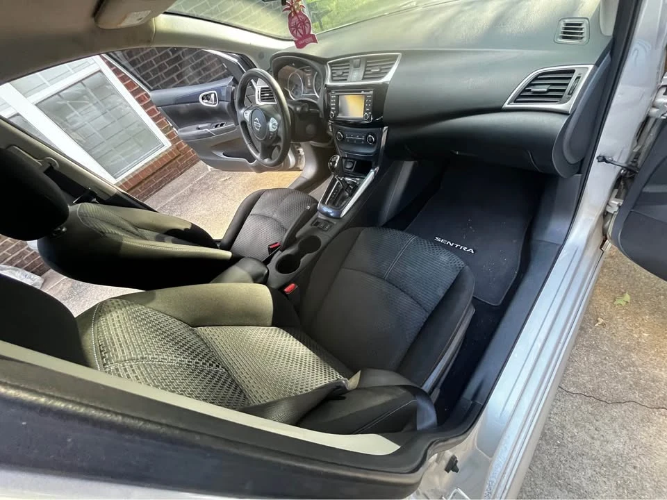 2017 Nissan Sentra 7th Gen - Image 7 of 9