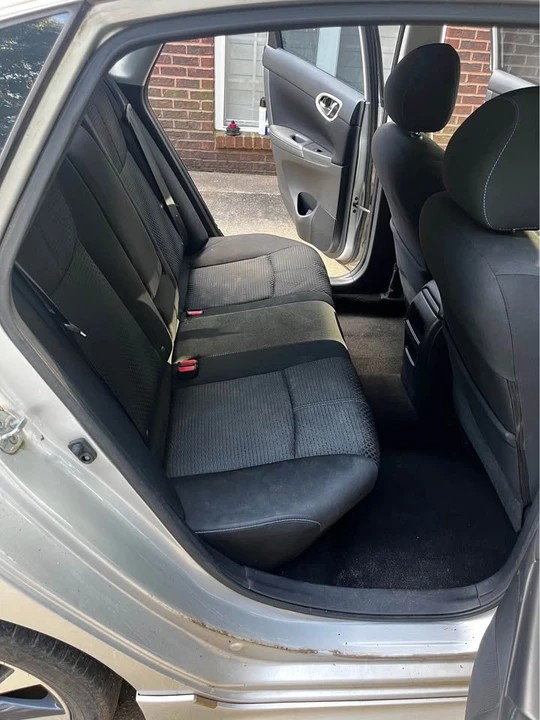 2017 Nissan Sentra 7th Gen - Image 6 of 9