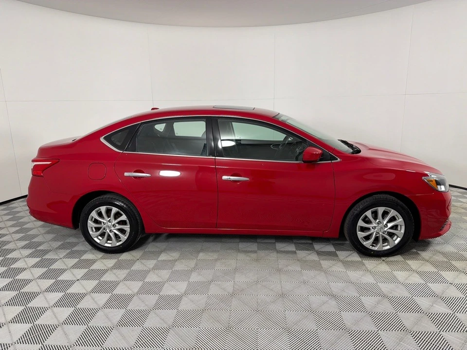 2017 Nissan Sentra 8th Gen - Image 4 of 12