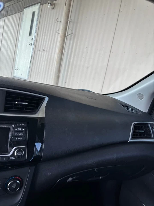 2017 Nissan Sentra 7th Gen - Image 6 of 7