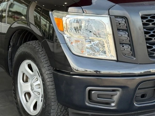 2017 Nissan Titan 2nd Gen - Image 8 of 21