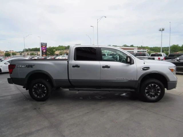 2017 Nissan Titan 2nd Gen - Image 8 of 12