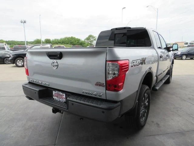 2017 Nissan Titan 2nd Gen - Image 7 of 12