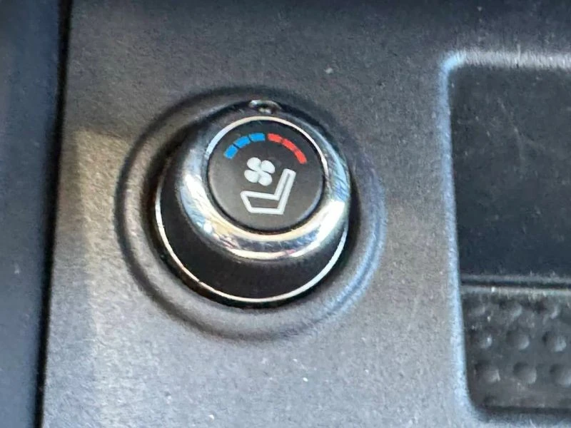 2017 Nissan Titan 2nd Gen - Image 7 of 12