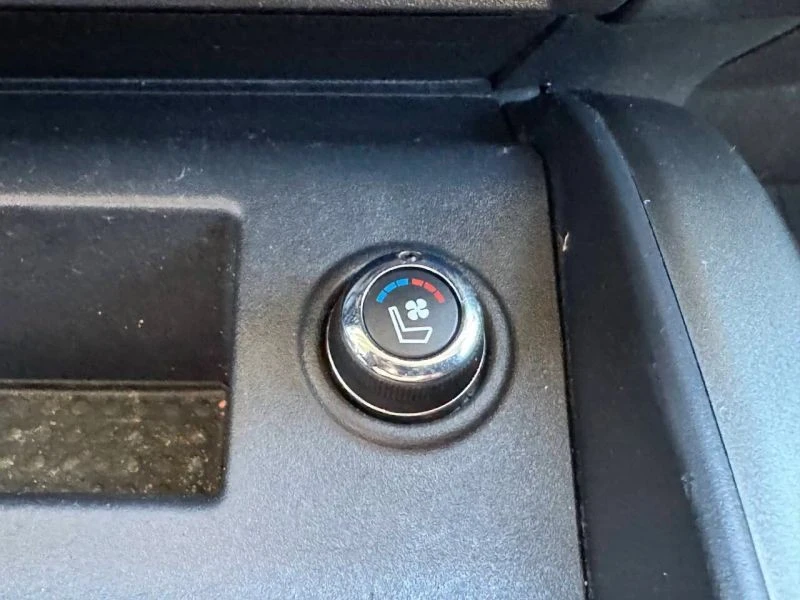 2017 Nissan Titan 2nd Gen - Image 10 of 12