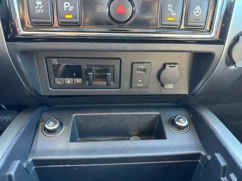 2017 Nissan Titan 2nd Gen - Image 9 of 12
