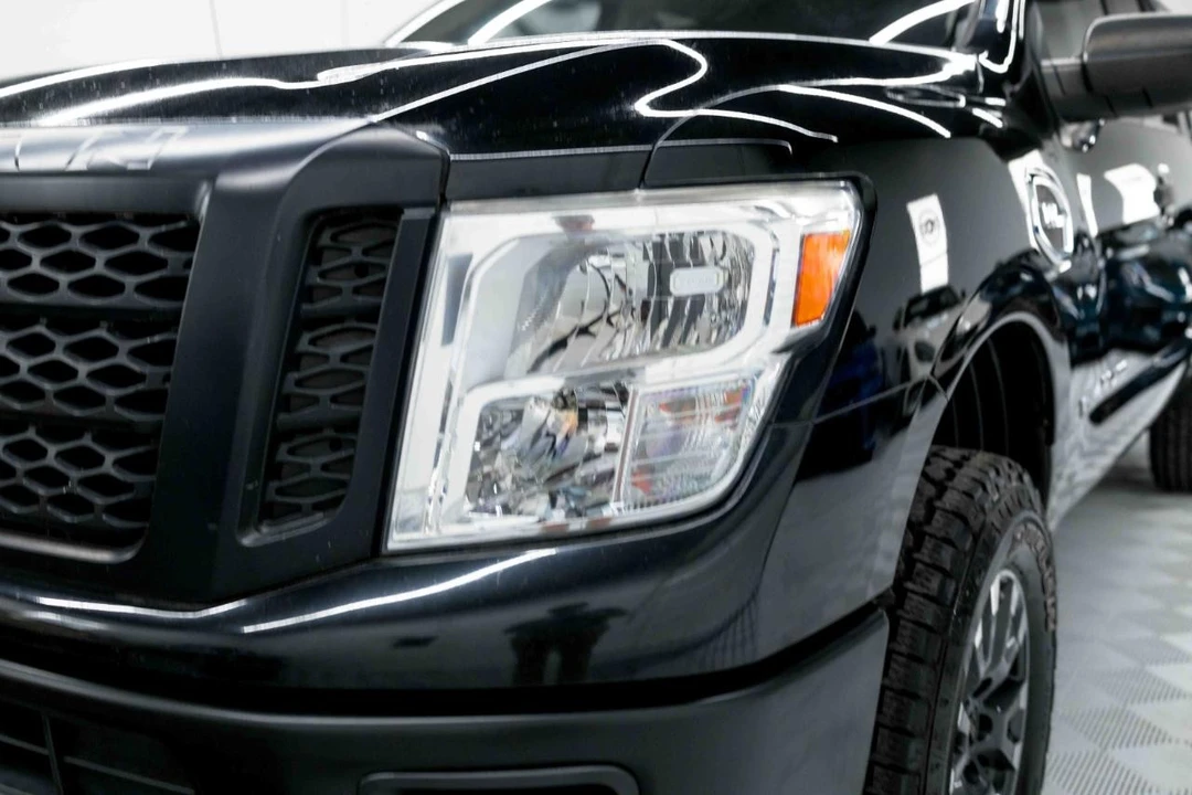 2017 Nissan Titan 2nd Gen - Image 13 of 21