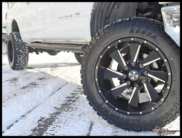 2017 Nissan Titan 2nd Gen - Image 4 of 12