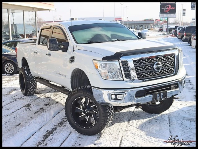 2017 Nissan Titan 2nd Gen - Image 5 of 12