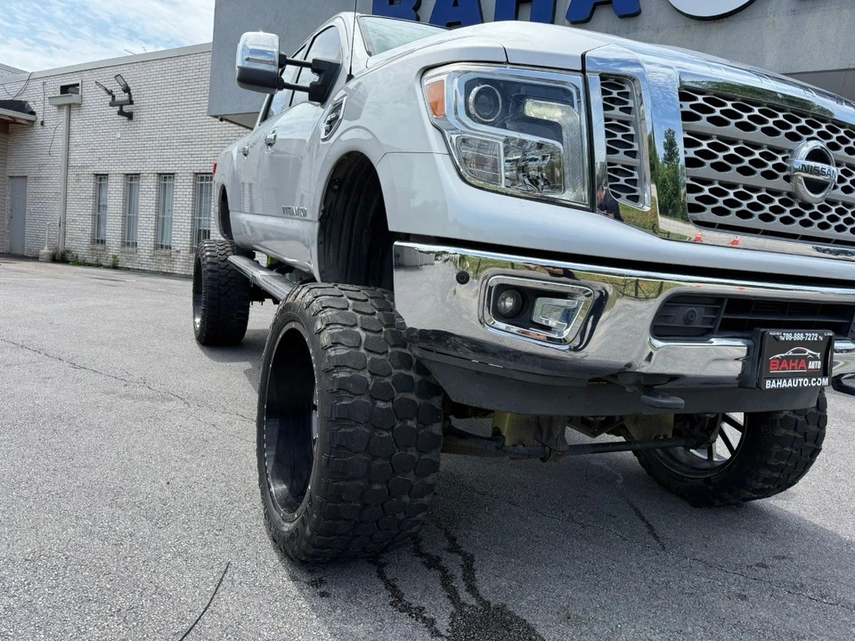 2017 Nissan Titan 2nd Gen - Image 4 of 21