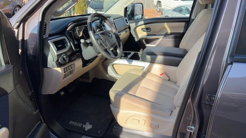 2017 Nissan Titan 2nd Gen - Image 9 of 12