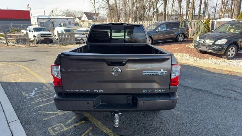 2017 Nissan Titan 2nd Gen - Image 6 of 12