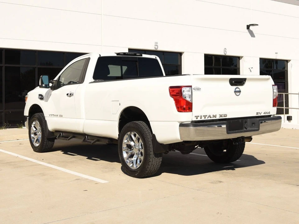 2017 Nissan Titan 2nd Gen - Image 7 of 17