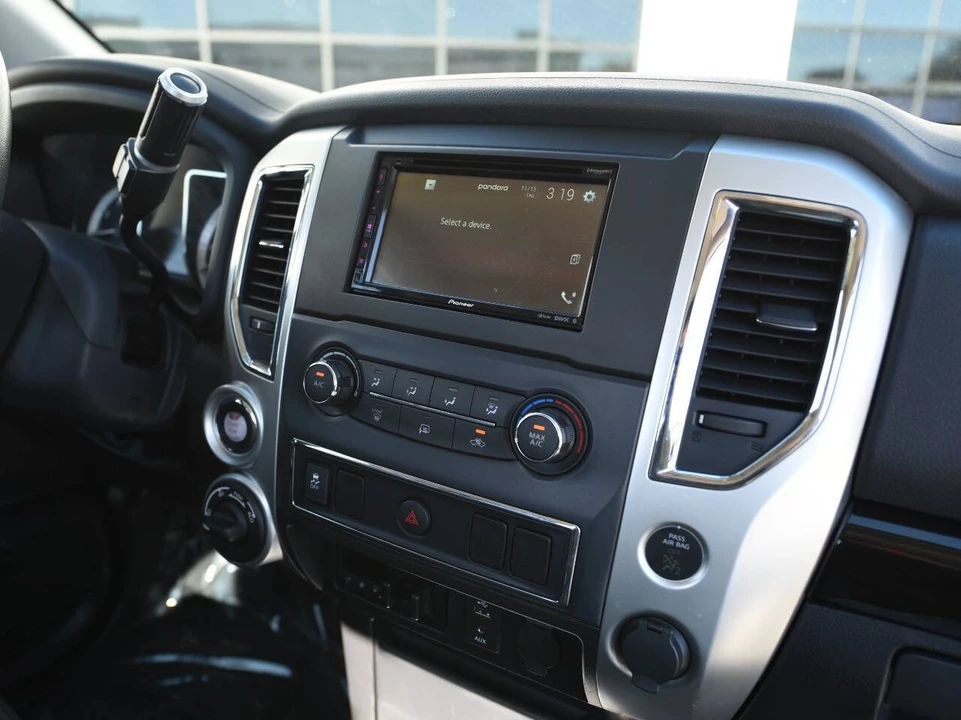 2017 Nissan Titan 2nd Gen - Image 16 of 17