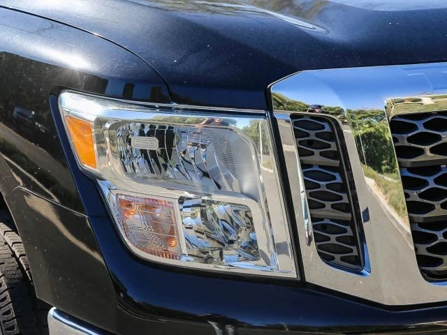 2017 Nissan Titan 2nd Gen - Image 10 of 31
