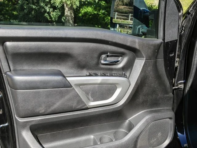 2017 Nissan Titan 2nd Gen - Image 28 of 31