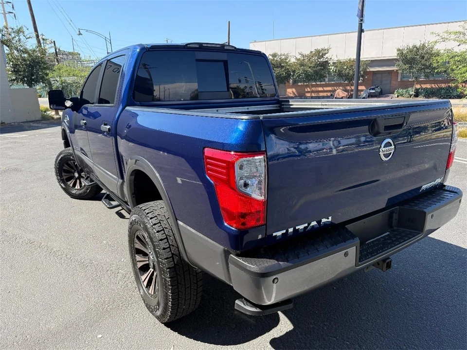 2017 Nissan Titan 2nd Gen - Image 6 of 25