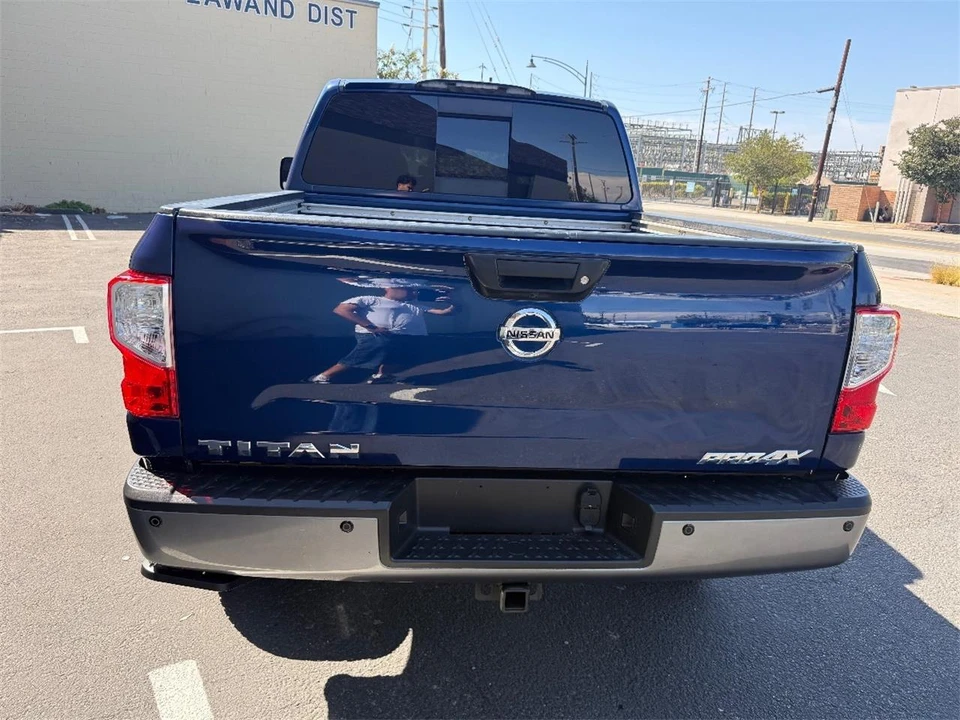 2017 Nissan Titan 2nd Gen - Image 9 of 25