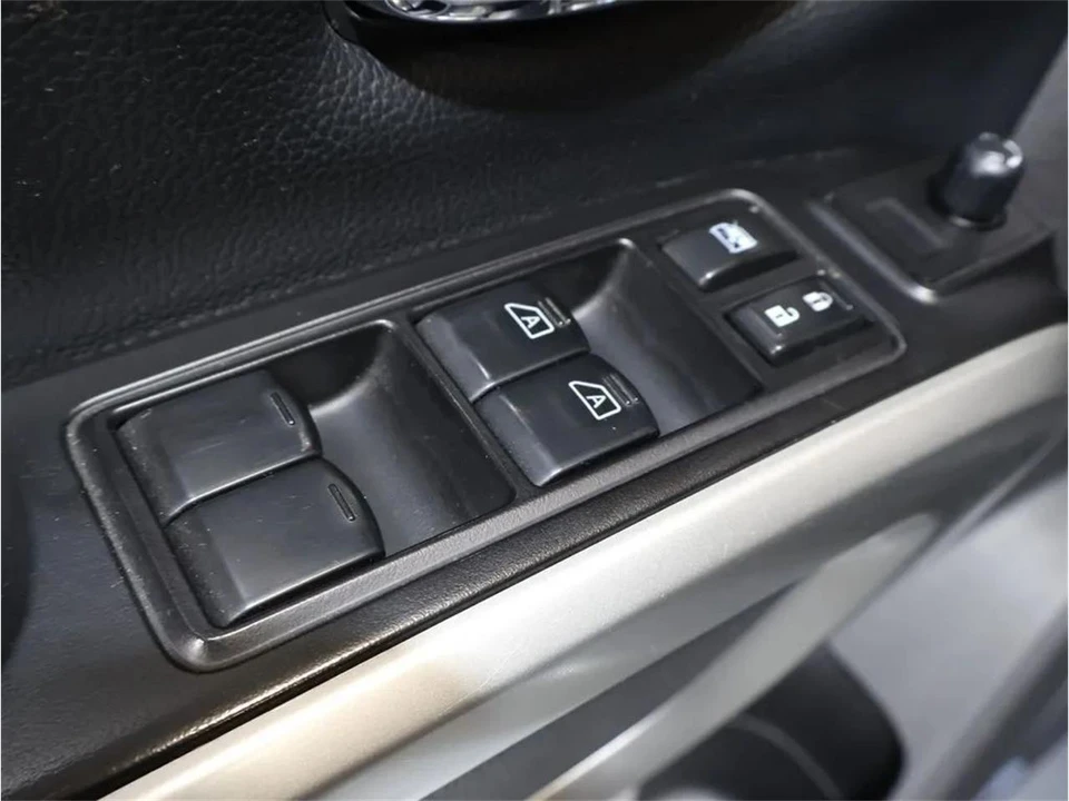 2017 Nissan Titan 2nd Gen - Image 11 of 31