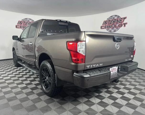 2017 Nissan Titan 2nd Gen - Image 5 of 21