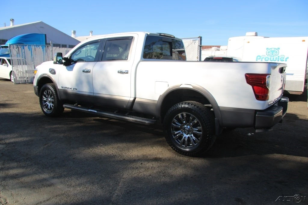 2017 Nissan Titan 2nd Gen - Image 7 of 21