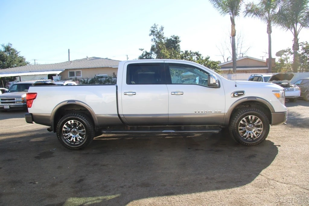 2017 Nissan Titan 2nd Gen - Image 3 of 21