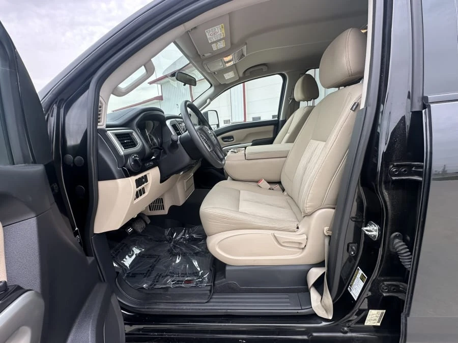 2017 Nissan Titan 2nd Gen - Image 14 of 23
