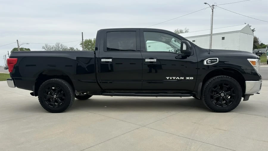 2017 Nissan Titan 2nd Gen - Image 10 of 23