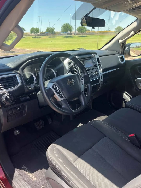 2017 Nissan Titan 2nd Gen - Image 6 of 9