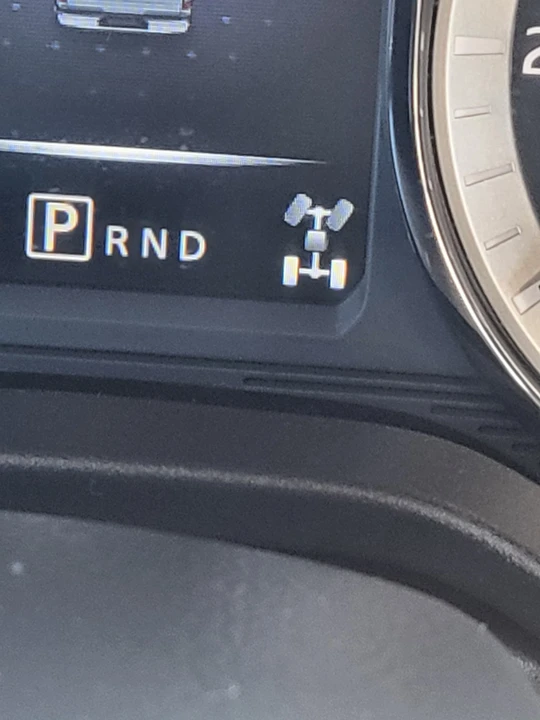 2017 Nissan Titan 2nd Gen - Image 10 of 16