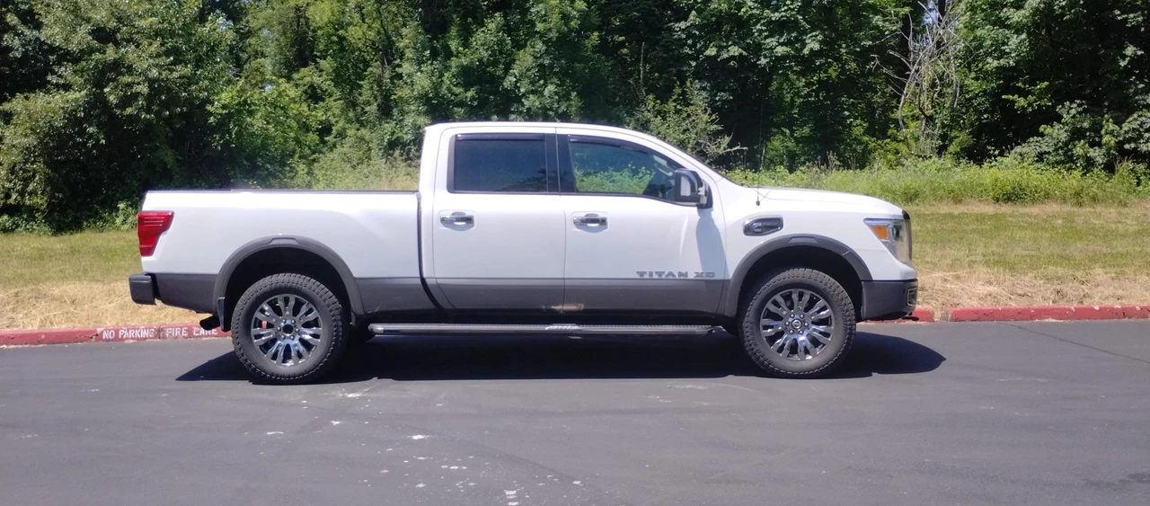 2017 Nissan Titan 2nd Gen - Image 9 of 31