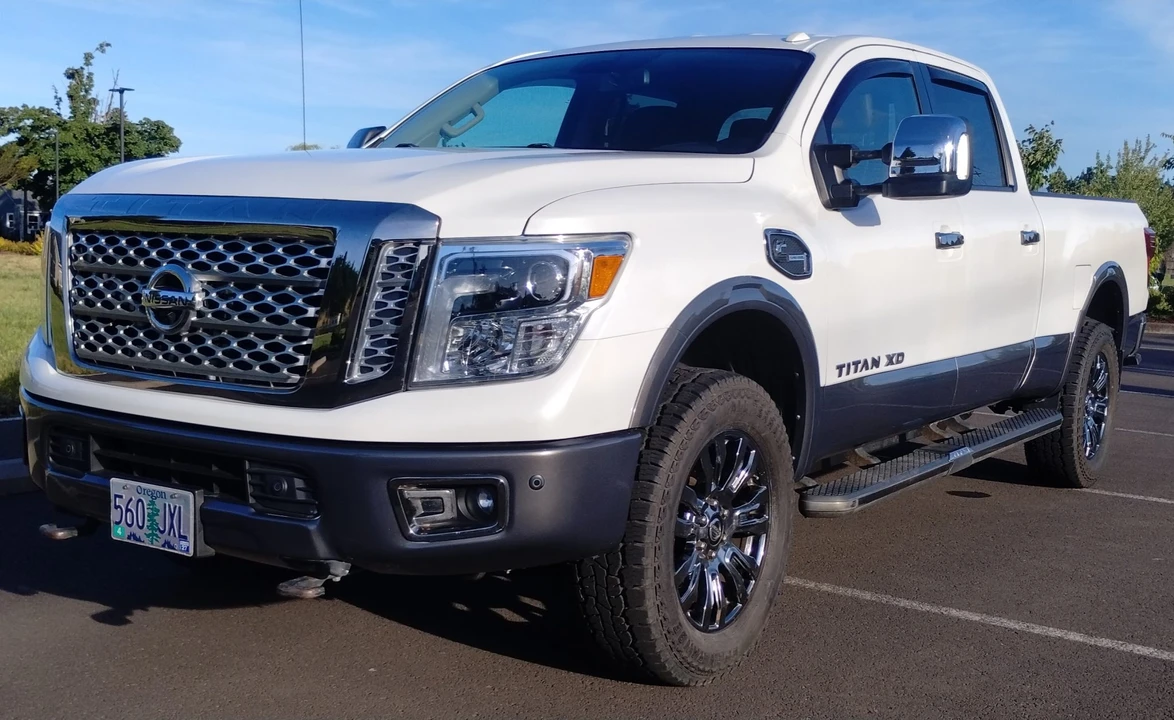 2017 Nissan Titan 2nd Gen - Image 15 of 31