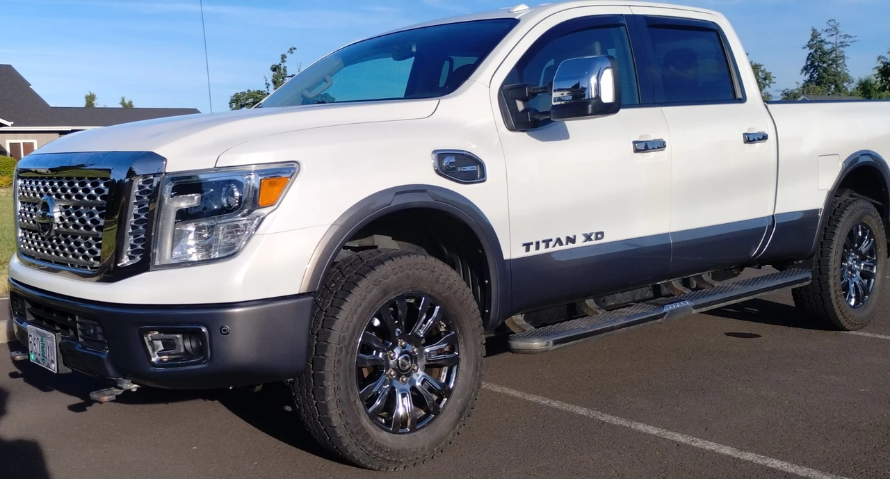 2017 Nissan Titan 2nd Gen - Image 25 of 31