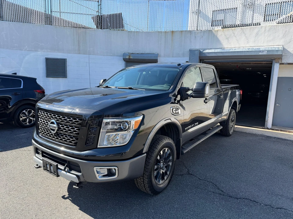 2017 Nissan Titan 2nd Gen - Image 8 of 31